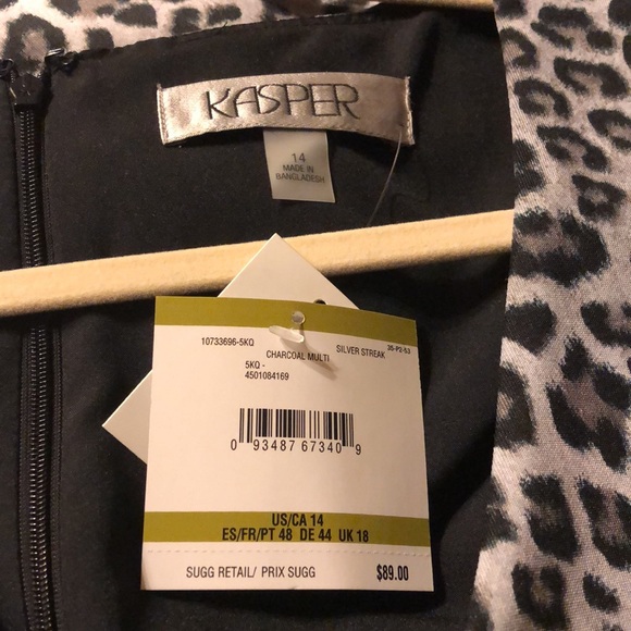 Kasper sleeveless v-neck leopard print sheath dress; charcoal and black, lined - Picture 7 of 9